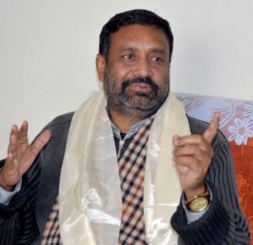 कसरी फिर्ता भयो गृहमन्त्री निधिको राजीनामा ?