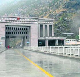 आज देखि रसुवागढी सिमानाका बन्द , एक सय ५० भन्दा बढी कन्टेनर अलपत्र