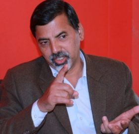 अर्थमन्त्री शर्माले दिए पदबाट राजीनामा