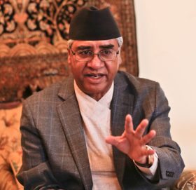 डडेल्धुरामा देउवा अगाडि
