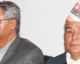 छताछुल्ल कांग्रेसमा गुट मौलायो