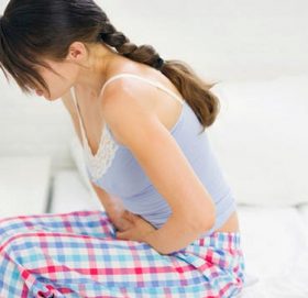 किन हुन्छ महिनावारी गडबडी, कसरी जोगिने ?