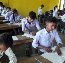प्रदेश २ मा भोलिबाट हुने एसईई परीक्षामा केन्द्राध्यक्ष बाहेक सबैलाई मोबाइल प्रयोगमा निषेध