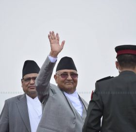 मोदीको सपथमा भाग लिन प्रधानमन्त्री भारत प्रस्थान