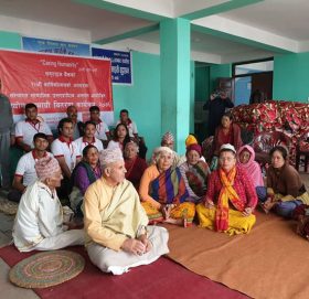 सनराईज बैंकद्वारा बृद्धाश्रमलाई न्यानो कपडा