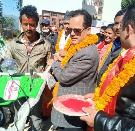 पाँचखालमा ५० हाते ट्रयाक्टर बितरण