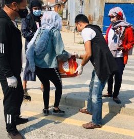 विक्रमले बाढे जन्मदिनमा राहत