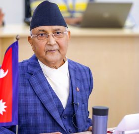प्रधानमन्त्री ओलीको धम्की : सक्छौ भने हटाएर देखाऊ