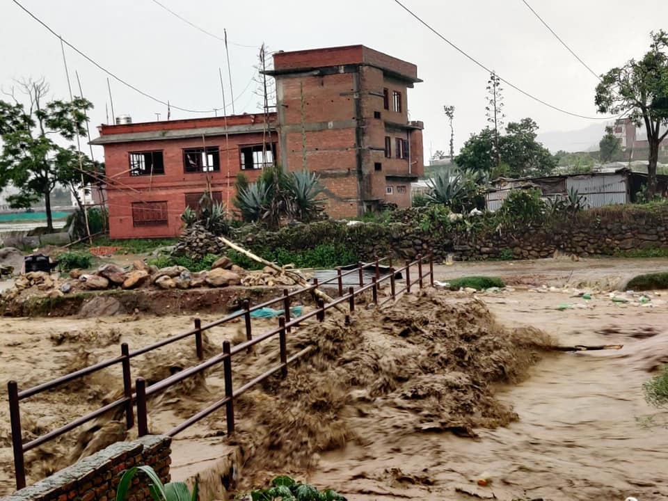 धुलिखेलमा खानेपानी आउन अझै एक साता लाग्ने