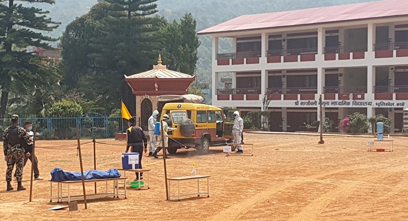 धुलिखेल नगरपालिकाको क्वारेन्टाइनमा  ३२ जना