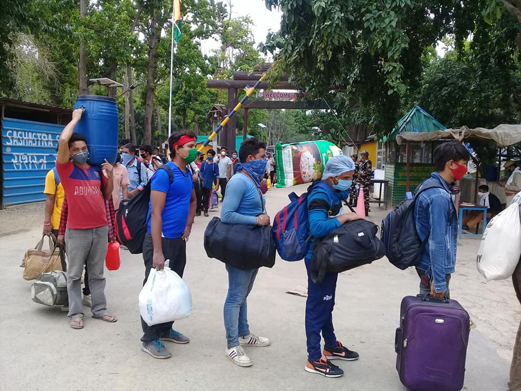 विदेशमा अलपत्र २५ हजारलाई नेपाल ल्याइँदै