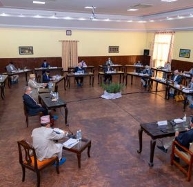 मन्‍त्रिपरिषद्का निर्णय :भोलि देखि पसल खुल्ने, निजी सवारी साधनलाई जोर-बिजोर