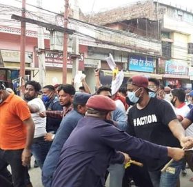 ६ जना विद्यार्थी नेता पक्राउ