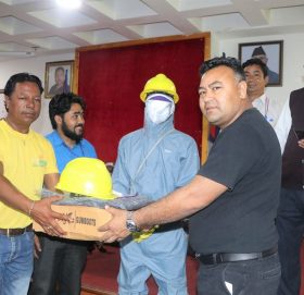 धुलिखेलका फोहोरमैला व्यवस्थापनमा खटिने कर्मचारीको कोरोना बिमा गरिने