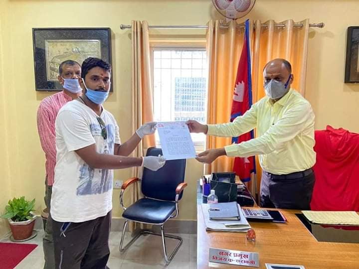 नेबिसंघ ठा. ब क्याम्पस द्वारा मेयरलाई ज्ञापनपत्र