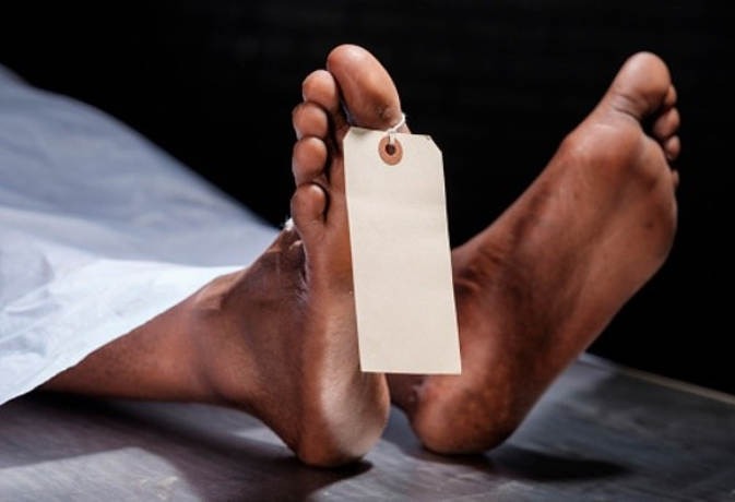 सिन्धुलीको होटलमा बसेका युवक मृत भटिए,सँगै कोठामा बसेकी महिला पक्राउ
