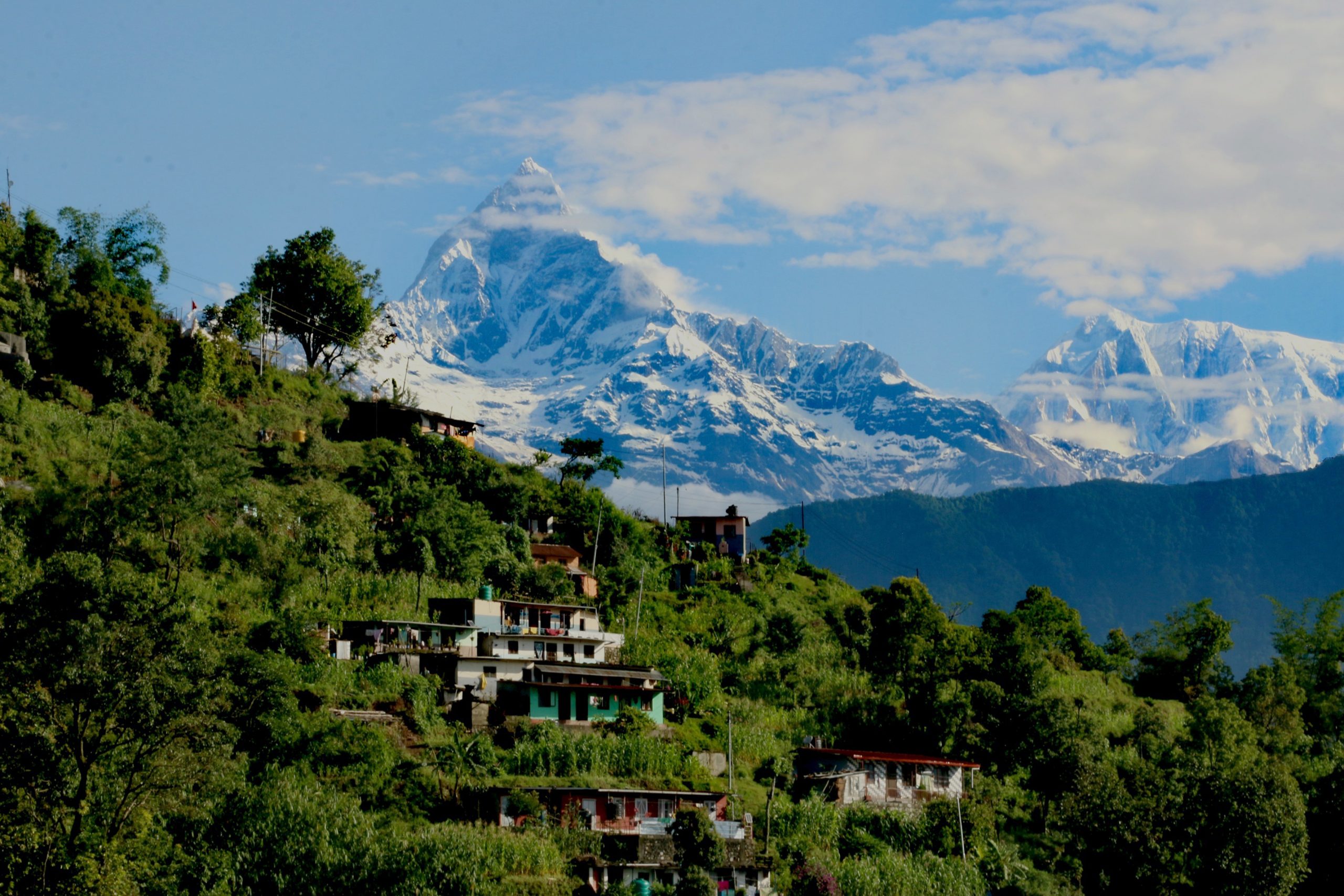 माछापुच्छ्रे हिमाल