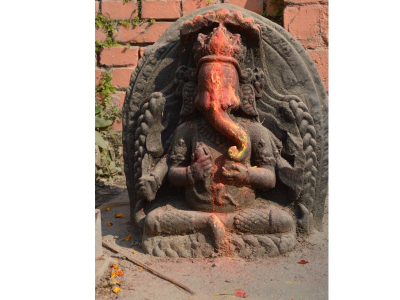 काभ्रेको बनेपामा गणेश मुर्ती चोरी