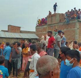 प्रेमिकाको घरमा गएका किशोर झुण्डिएको अवस्थामा मृत फेला