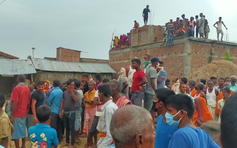 प्रेमिकाको घरमा गएका किशोर झुण्डिएको अवस्थामा मृत फेला