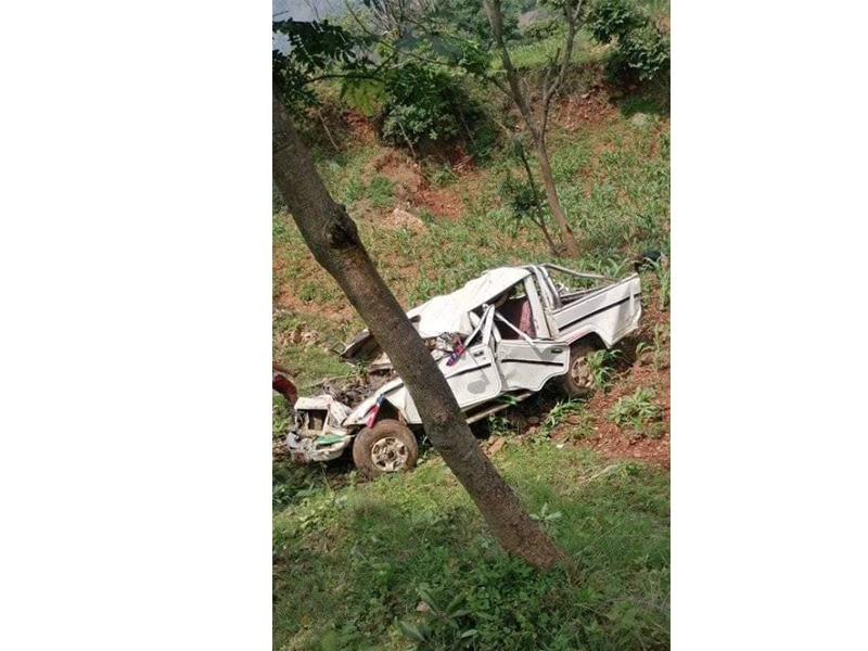 काभ्रेको तेमालमा तरकारी बोकेको गाडी दुर्घटना, चालक  घाइते