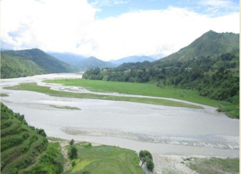 काभ्रेमा इन्द्रावती नदीले बगाएर ३ जना बेपत्ता
