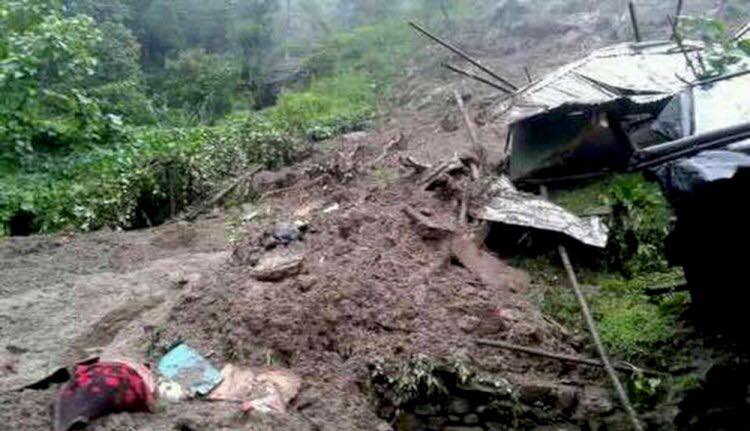 पहिरोले घर पुरिँदा दुई जनाको ज्या’न गयो