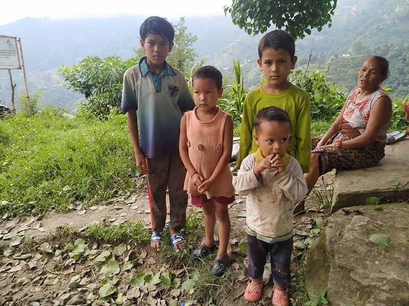 निर्दयी बाउआमाः जो काभ्रेमा ४ बालबालिका अलपत्र छाडेर सम्पर्क बिहीन भए