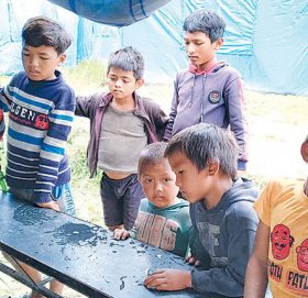 पहिरोले बाबुआमा गुमेपछि बे’सहा’रा