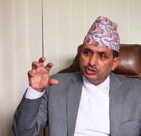 काठमाण्डाैमा फैलिएकाे काेराेना सङ्क्रमणले डढेलाेकाे रुप लिन सक्छ : मन्त्री ढकाल