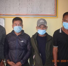 काभ्रेबाट सस्तो मुल्यमा अमेरिकी डलर सटही गरिदिन्छु भन्दै ठ’ग्ने ४ जना प’क्राउ