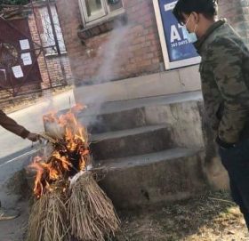 ने वि संघ केयुद्वारा प्रधानमन्त्री केपि ओलीको पुत्ला दहन