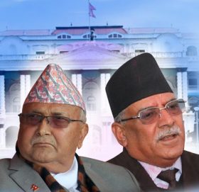 निर्वाचन नै प्रभावित हुने खतरा : आयोगमा नेकपा कि फुटेर आउनुपर्यो कि मिलेर !