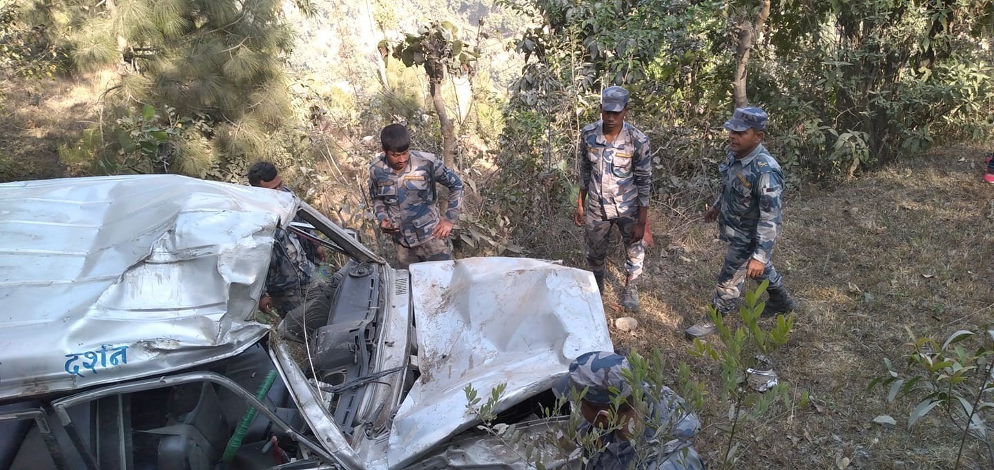 काभ्रेकाे सेल्फिडाँडामा सुमो दु’र्घटना: १० जना घा’इते, एकको अवस्था गम्भिर