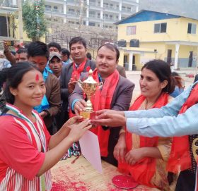 चौंरीदेउराली स्तरीय राष्ट्रपति रनिङ शिल्ड प्रभा माविलाई