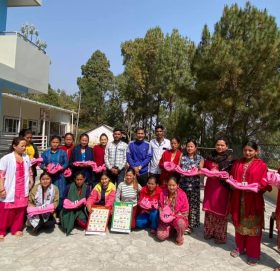 तेमालको ठुलोपर्सेलका दिर्घरोगी र गर्भवतीलाई निःशुल्क औषधि बितरण