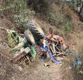 काभ्रेमा ट्रयाक्टर दुर्घटना‚ एकको घ’टनास्थलमै मृ’त्यु