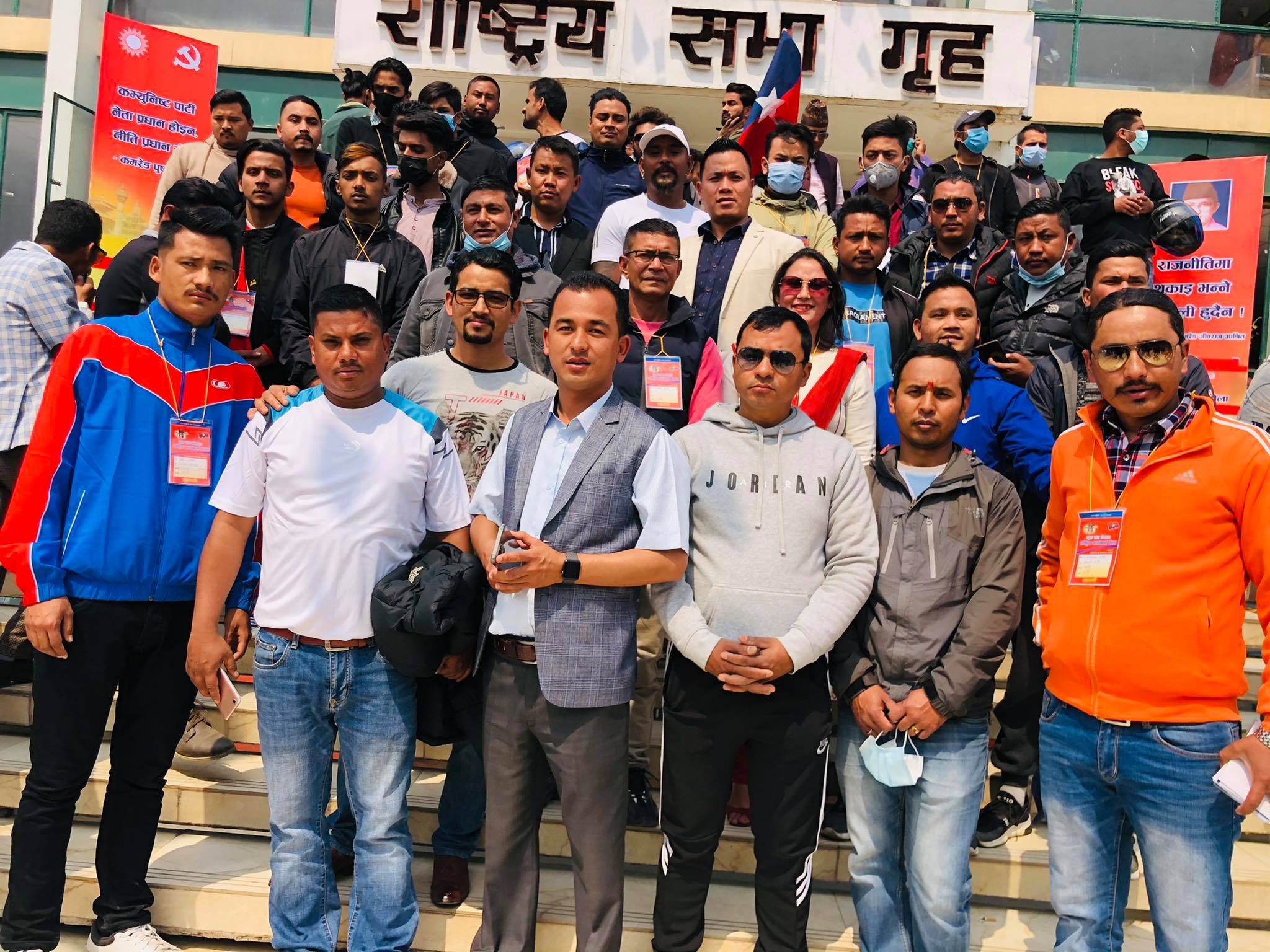 तपाईलाई दैनिक छाक टार्नै समस्या परिरहेको छ ? युवा संघ काभ्रेका यी युवालाई फोन गर्नुस्