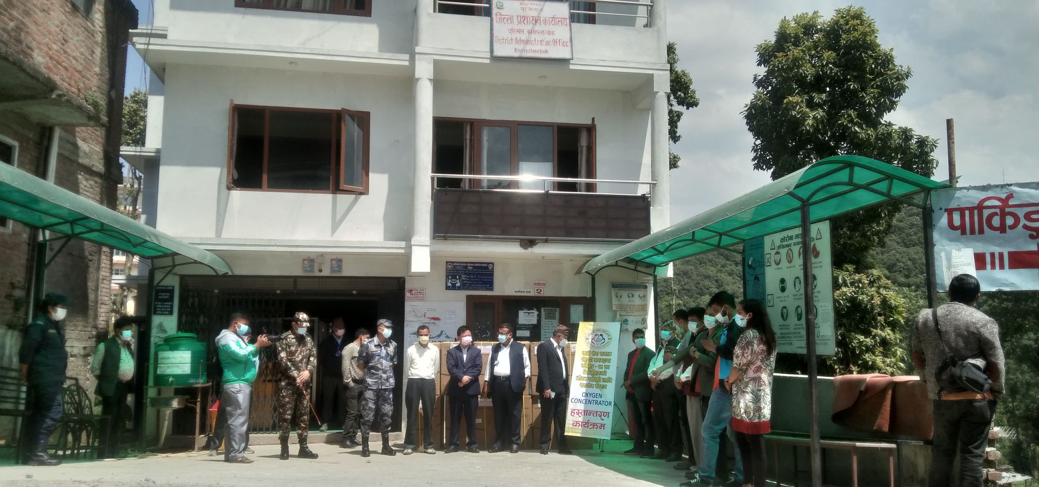 नेपाली युवाहरुले खाडिमा बगाएको पसिनाले गरे मातृभुमीलाई सहयोग