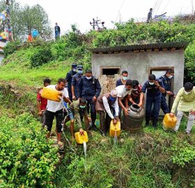काभ्रेमा सं क्रमितले रक्सी बेचेको खुलसा