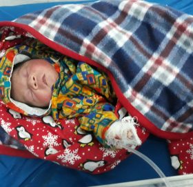 बसभित्रै सुत्केरी भएकी आमा र बच्चाको उद्धार गरी धुलिखेल अस्पताल भर्ना