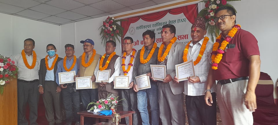 फ्लोरिकल्चर एसोसिएसन नेपाल काभ्रेको नयाँ अध्यक्षमा तामाङ, पत्रकार रमा दाहाल सम्मानित