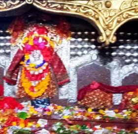 छिन्नमस्ता मन्दिरको मुकुट चोरी