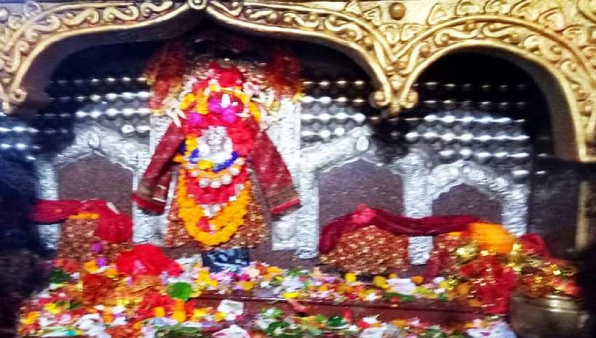 छिन्नमस्ता मन्दिरको मुकुट चोरी