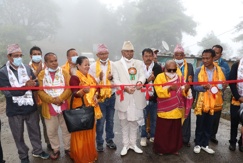 नमोबुद्धमा निर्मित दुईवटा प्रवेशद्वार उद्घाटन