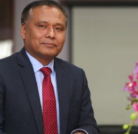 कुलमानलाई विद्युत प्राधिकरणमा नियुक्त गर्न प्रधानमन्त्रीको ठाडो निर्देशन