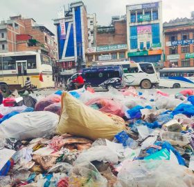 काभ्रेको बनेपामा फोहोर फाले १५ हजार, पार्किङ गरे २५ हजार जरिवाना
