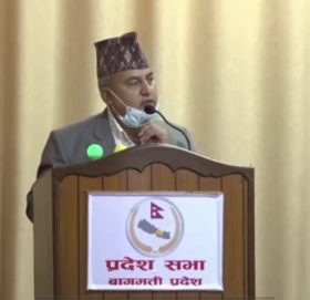 बागमती प्रदेशका मुख्यमन्त्रीले राजीनामा नदिए गलहत्याउने माओवादी नेताको धम्की