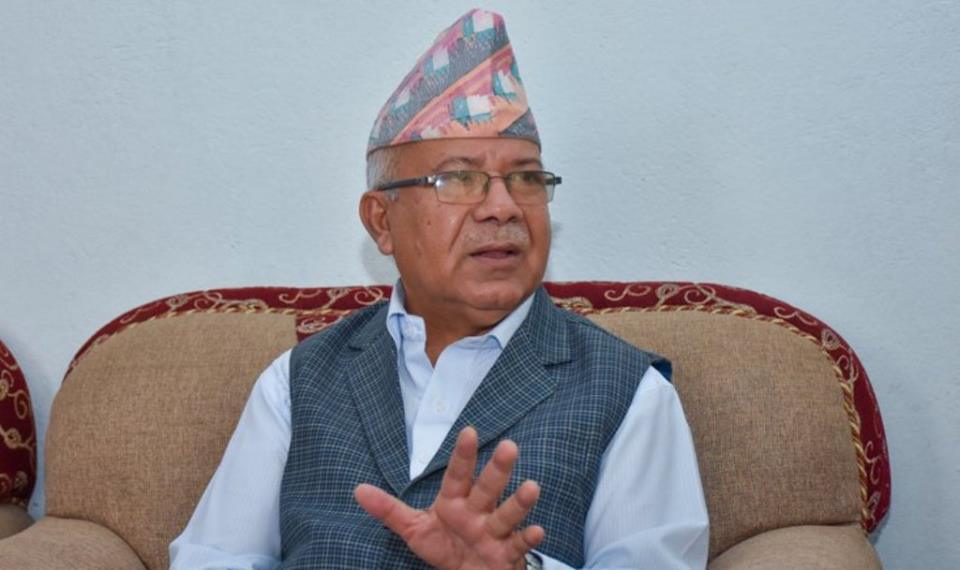 माधव नेपालले गरे पार्टी एकता