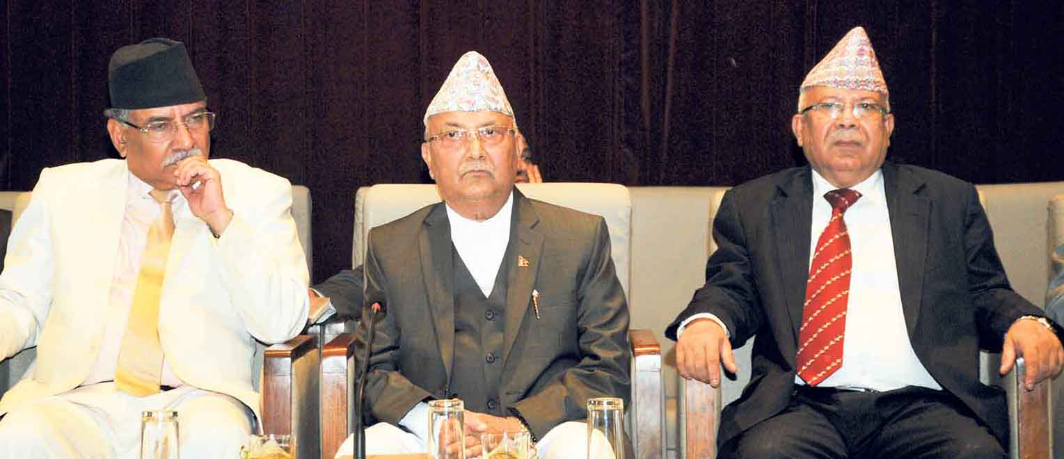 दशैंमा के गर्दैछन् ओली, प्रचण्ड र नेपाल ?